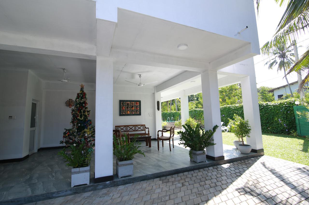 Athithi Villa Hikkaduwa Exterior photo